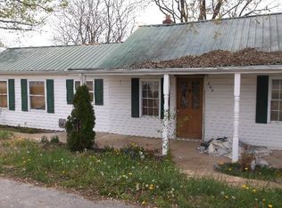 206 Willis St, Sparta, TN 38583