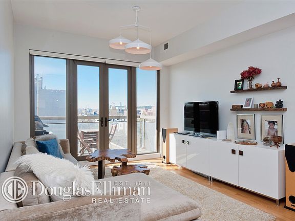 2nd image of 500 4th Ave APT 4M