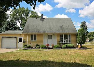 1450 Wyoming Ave, Niagara Falls, NY 14305