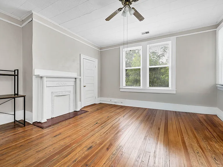 614 Heidt St — Photo 18