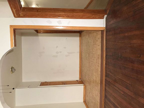 3rd image of 337 E 29th St #337