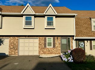 70 Butternut Ln, Rocky Hill, CT 06067
