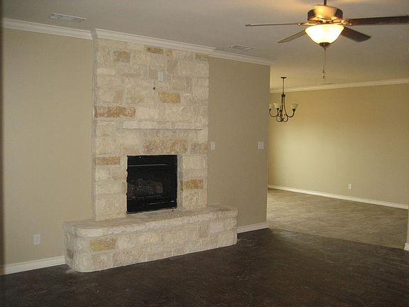 3rd image of 4629 Southland Blvd
