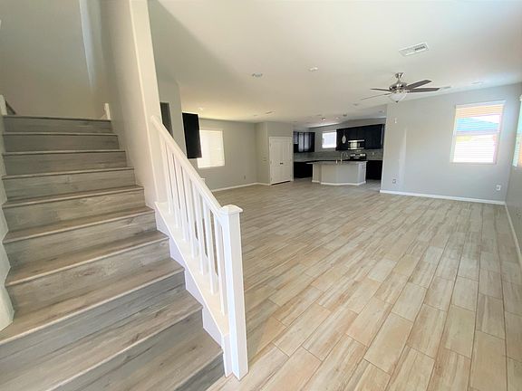 4th image of 8038 Passion Ct