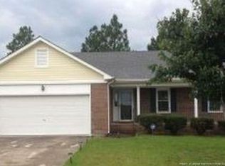 500 Braswell Ct, Hope Mills, NC 28348