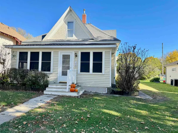 308 Park St, Peterson, IA 51047