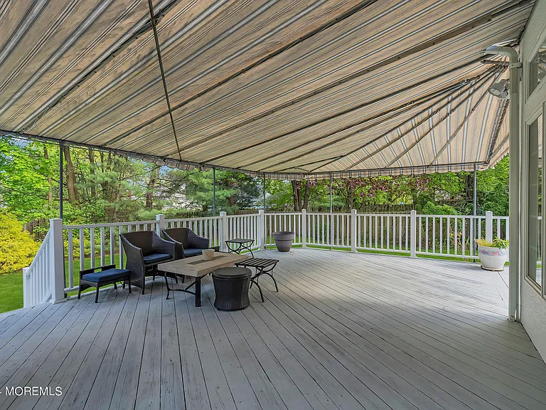 22 Meadow Ln — Photo 31