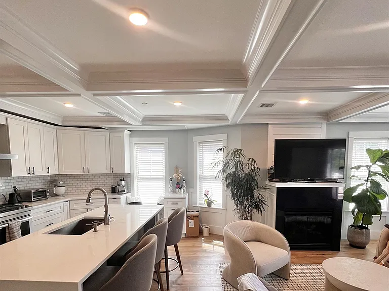 81 Conwell Ave #1 — Photo 11