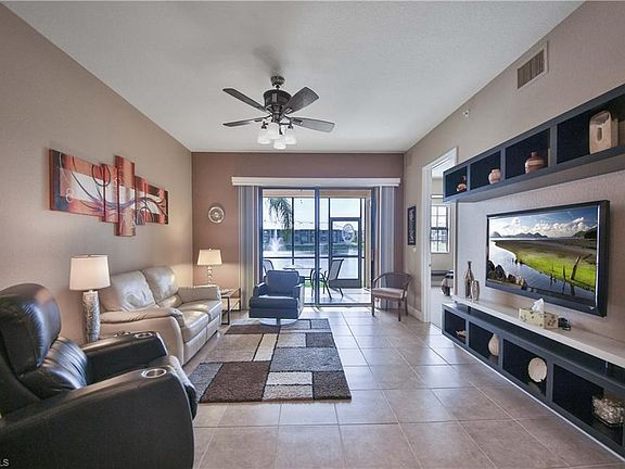 Great Room ~ Spacious, opens to lanai!