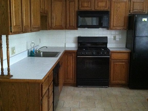 Kitchen - Eat In Counter
