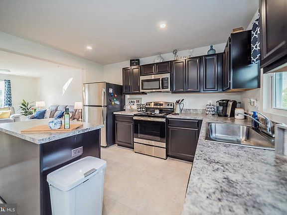 2nd image of 46310 Creeping Primrose Ln Unit D