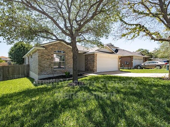 3rd image of 645 Fort Thomas Pl