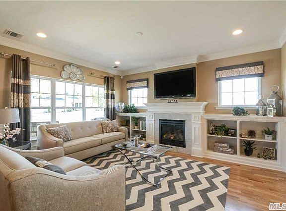 3rd image of 160 Stoneleigh Dr #3201