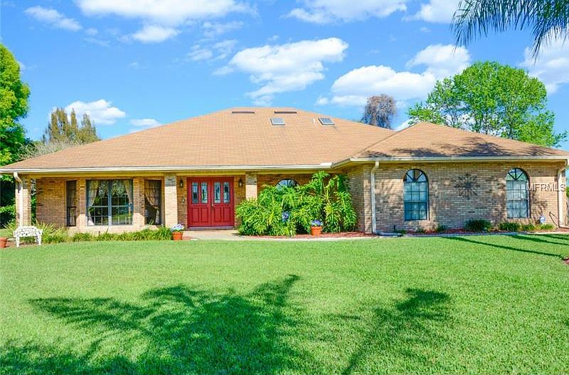 1st image of 518 Brokenshire Dr