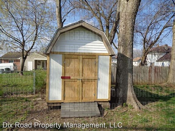 4th image of 1707 Church St