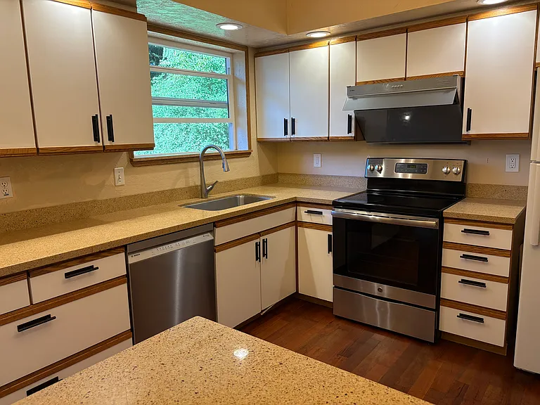 16205 NE 107th Ct — Photo 10