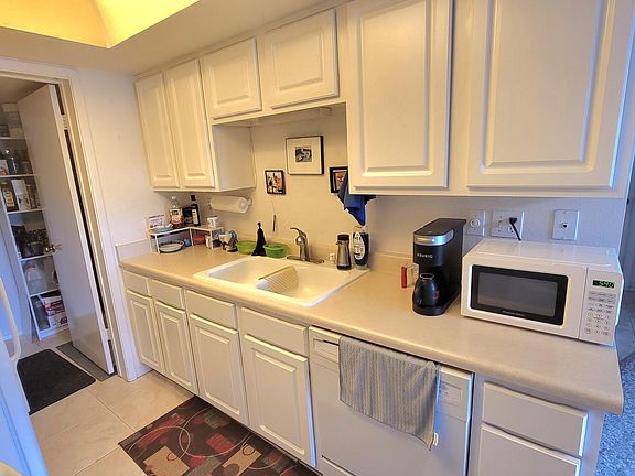 5th image of 11044 N 28TH Drive #237