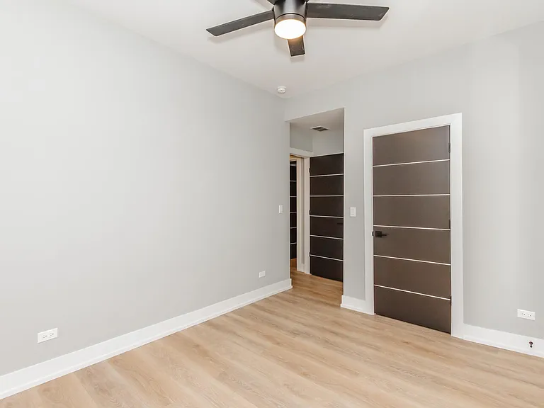 2202 N Kedzie Blvd #2 — Photo 7