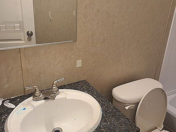 3rd image of 7409 Sun Grace Dr