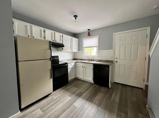 37 Jackson St #A, Chicopee, MA 01020