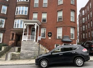 5 State St #R1, Worcester, MA 01609