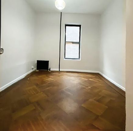 4th image of 505 E 22nd St APT 3A