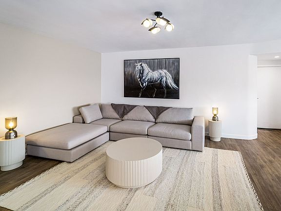 4th image of 1126 S Clark Dr APT 5