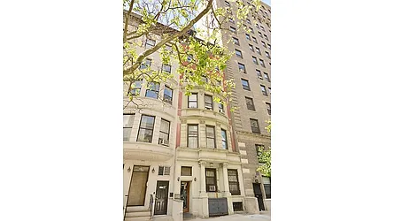 Sold by Fenwick Keats Real Estate