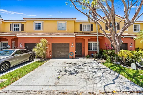 1844 SW 102nd Way Photo 1