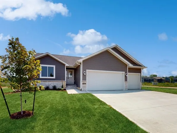 9644 NW 82nd Ave, Johnston, IA 50131
