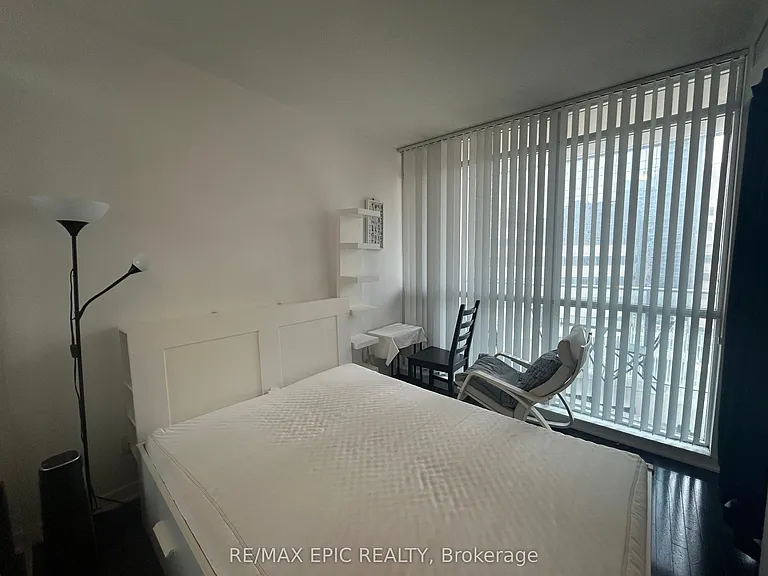 770 Bay St #702 — Photo 13