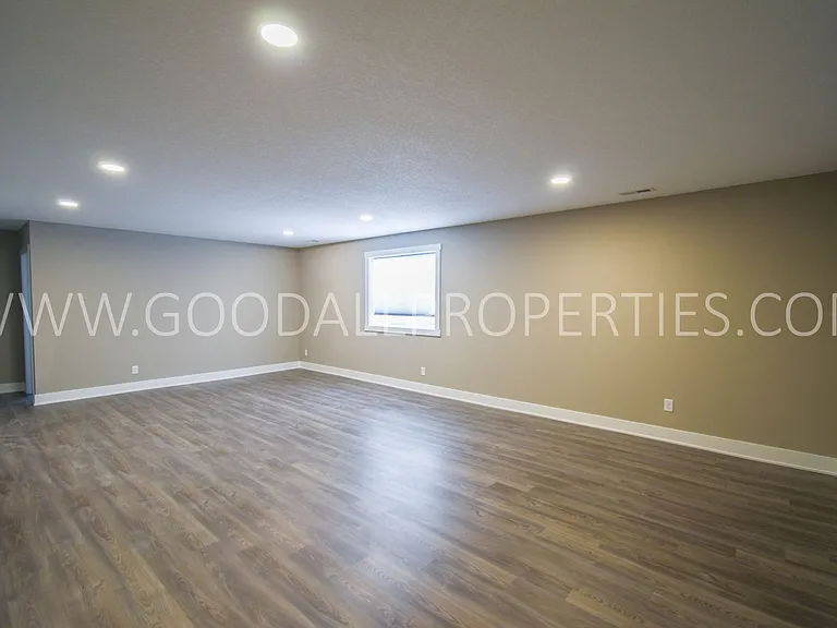 16772 Wilden Dr — Photo 17