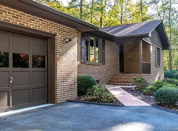2nd image of 629 Sunrise Dr