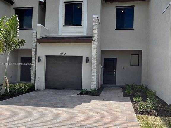 3rd image of 20532 NE 5th Pl #20532