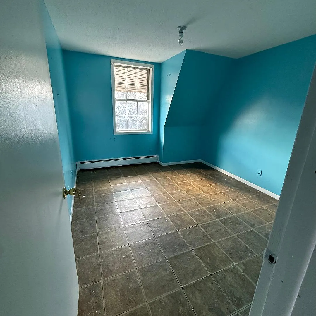 Building Photo - Vyse Ave