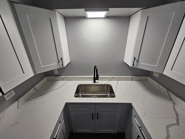 6929 Pershing Rd #8 — Photo 10