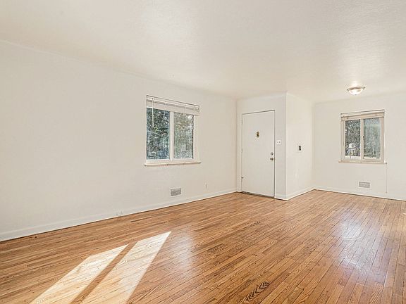 2nd image of 2484 S Marion St
