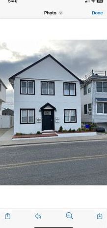 1st image of 109 New York Ave APT 3