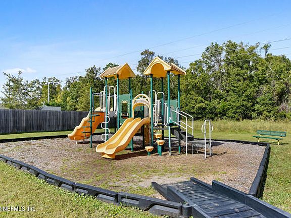 4th image of 6984 Ortega Woods Dr Unit 16