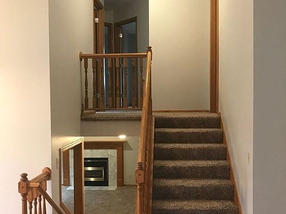 2nd image of 8017 Jocelyn Ave S