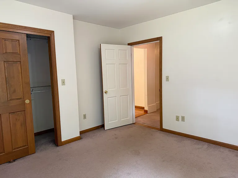 247 Allen Ave #1 — Photo 16