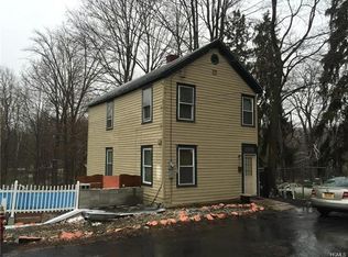 65 Mill St, Middletown, NY 10940