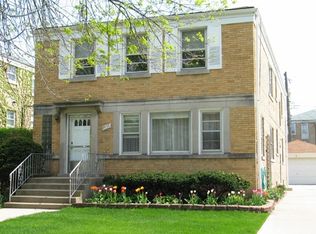 2929 W Balmoral Ave #1, Chicago, IL 60625