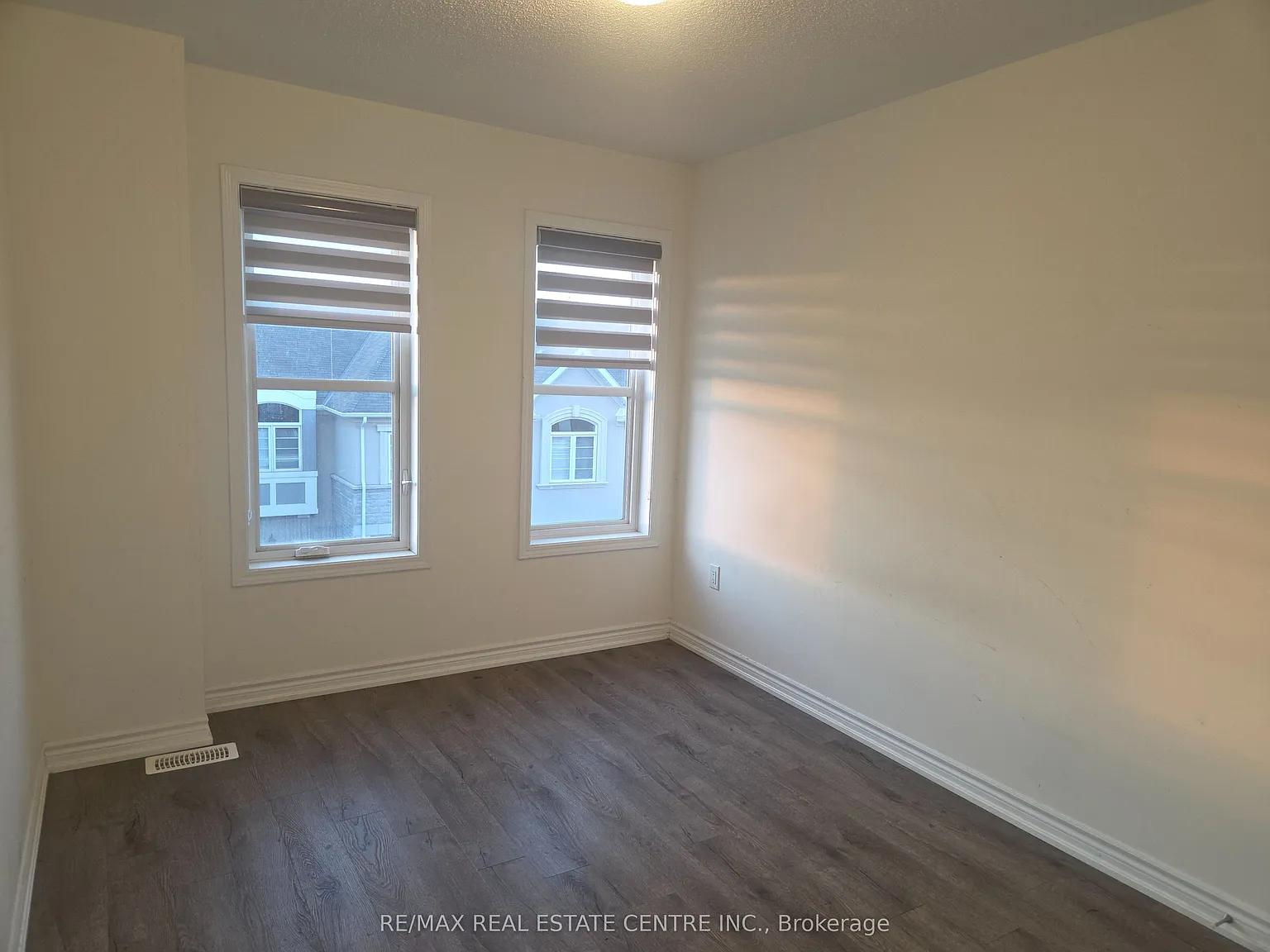 975 Whitlock Ave — Photo 4