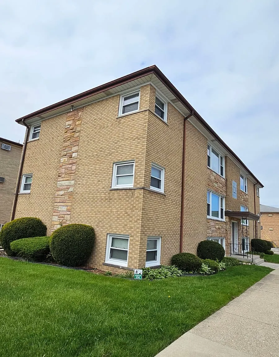 1 bed, 750 sqft, $1,350 — Photo 2