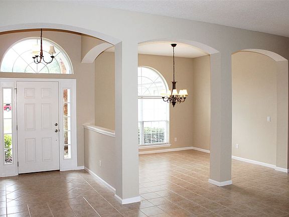 5th image of 233 Bilbao Dr