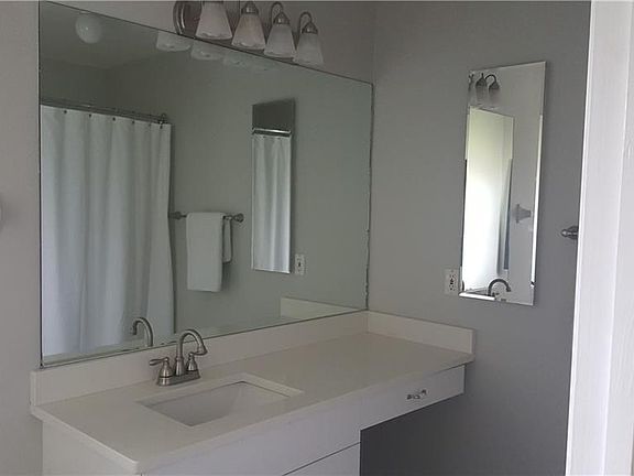 2nd image of 4120 SW 23rd Ave