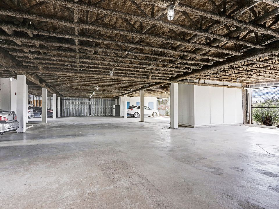 Secured Parking Garage for Residence