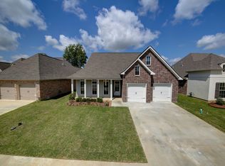 125 Beauchamp Ln, Lafayette, LA 70506