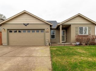 24841 Greenbrier Ct, Veneta, OR 97487